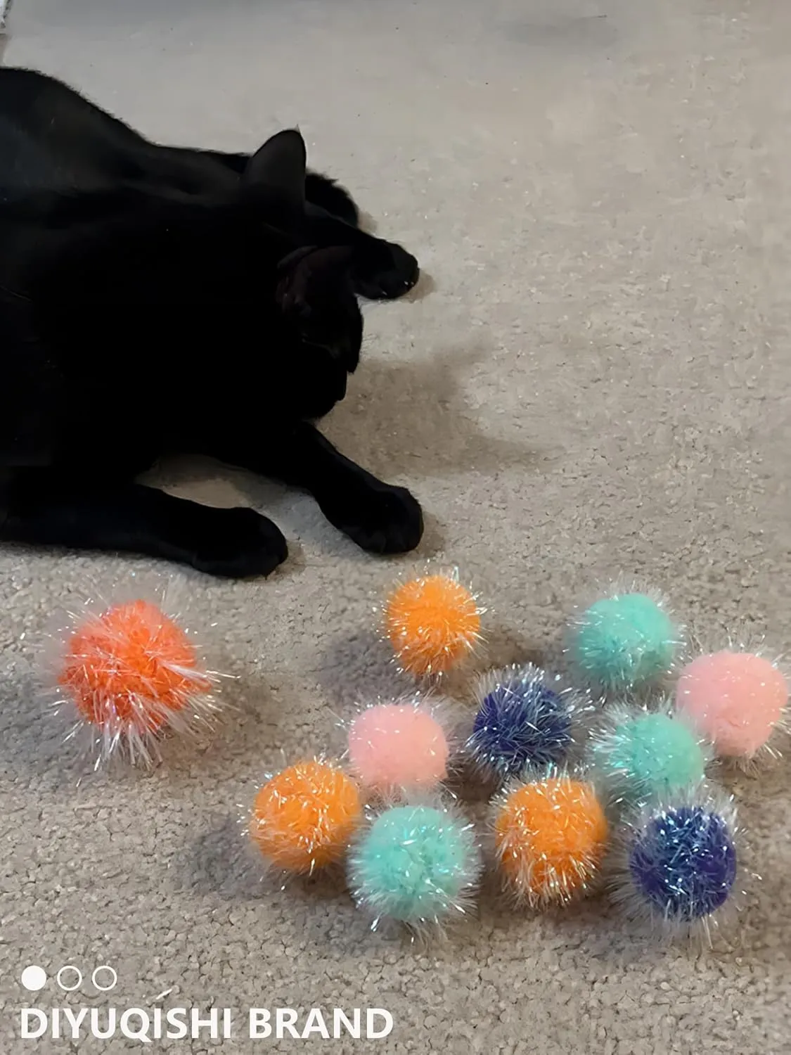 100 PCS Cat Toy Balls Interactive Sturdy Play Toys Soft Fuzzy Balls for Indoor Fun and Exercise Suitable for All Cat Breeds