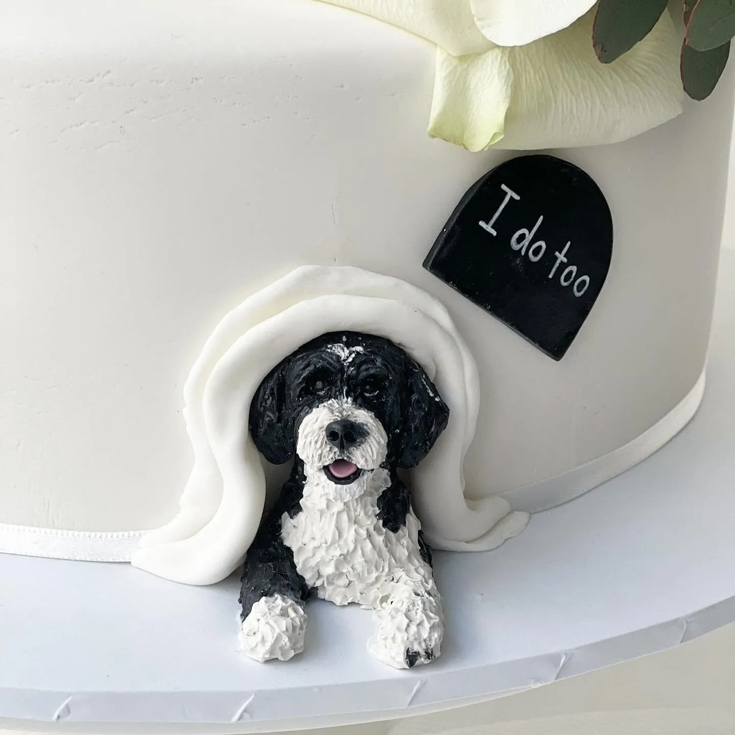 Peeking custom pet wedding cake topper